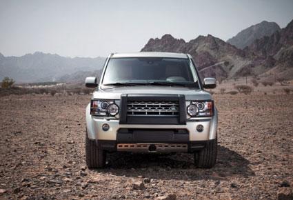 PURSUIT من LR4 قدرات فائقة على مختلف أنواع التضاريس